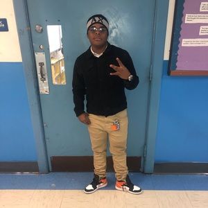 Meet your Posher, Dwayne